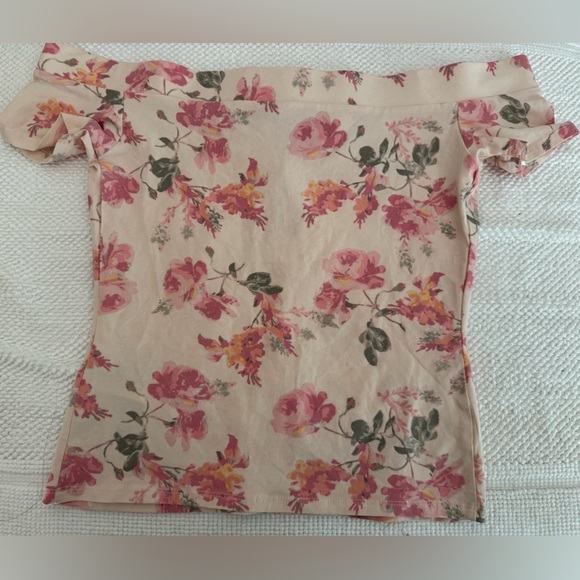 Guess Pink Floral off the shoulder top Large NWT - Picture 6 of 6